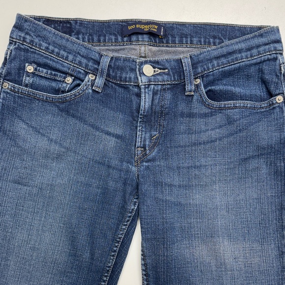 LEVI’S 524 TOO SUPERLOW Women’s 9M (juniors) Blue Jeans - Picture 1 of 3
